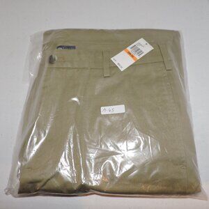 IZOD Khaki Pants 33x32 Slim